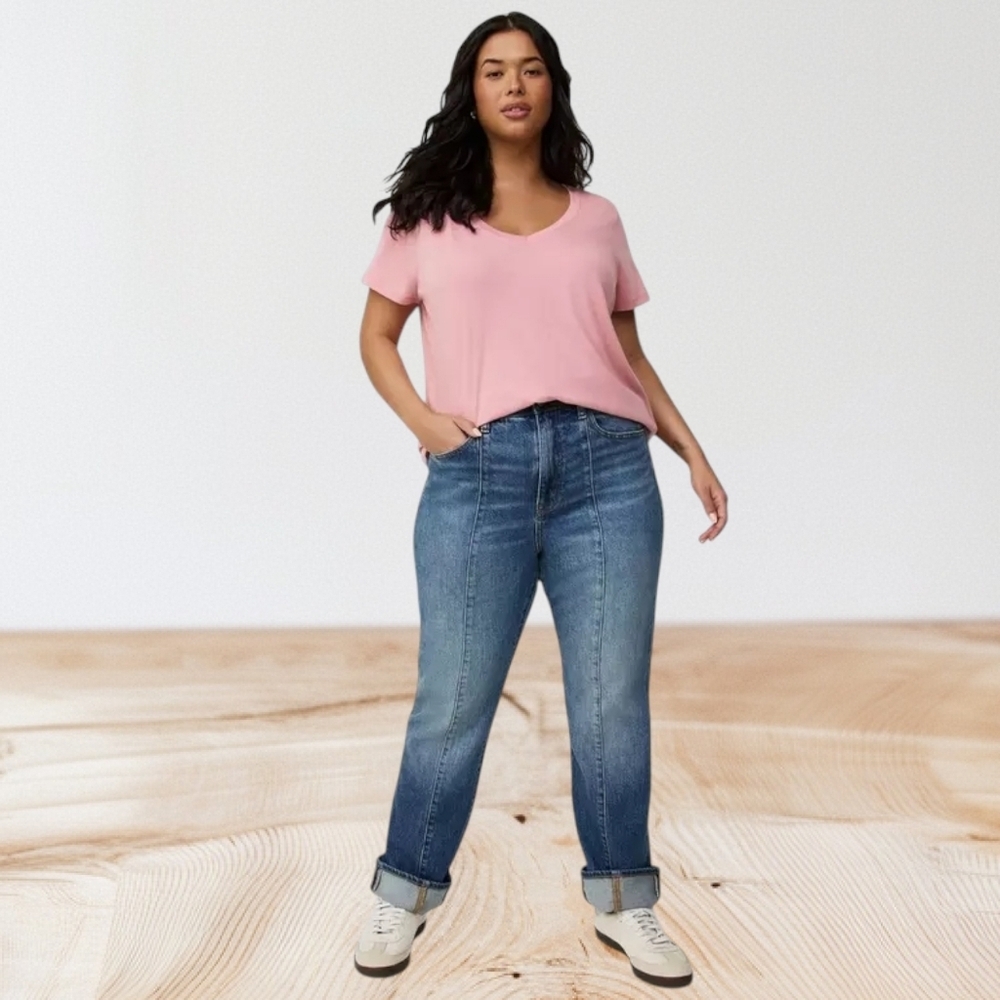 New! Torrid New Pastel Pink V-Neck Tee | Classic Fit | Super Soft Stretch Sz 10